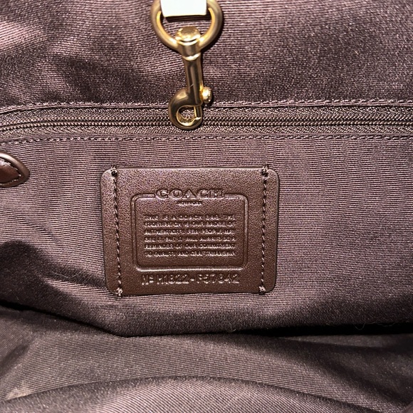 SOLD🔥🔥🔥Coach Signature Drawstring Carryall Shoulder Bag - Picture 12 of 14